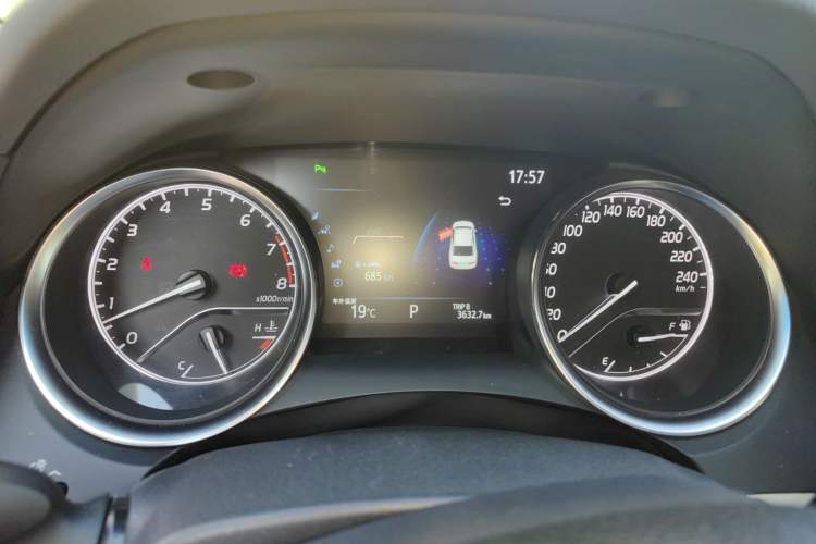 Used Toyota Camry 2019 2.5G Luxury Edition China VI Standard Instrument Cluster