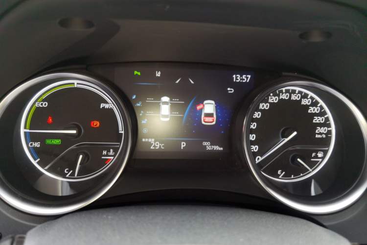 Used Toyota Camry 2019 Revised Version Dual-Engine 2.5 HG Luxury Edition Instrument Cluster