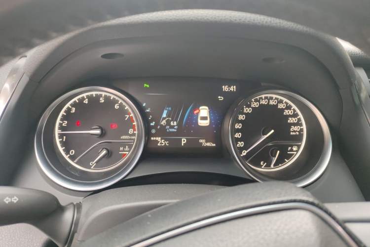 Used Toyota Camry 2019 2.5G Luxury Edition China VI Standard Instrument Cluster