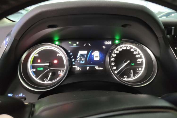 Used Toyota Camry 2019 Dual-Engine 2.5 HG Luxury Edition China VI Standard Instrument Cluster