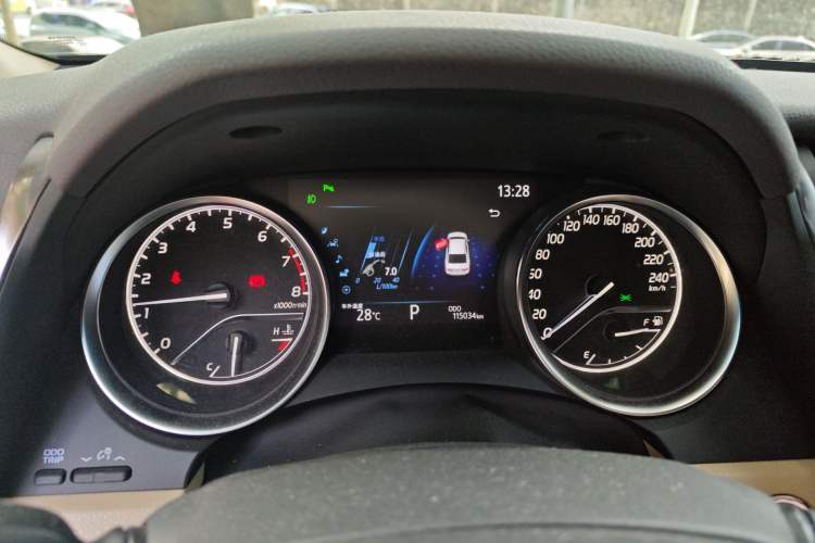 Used Toyota Camry 2019 2.0G Luxury Edition China VI Standard Instrument Cluster