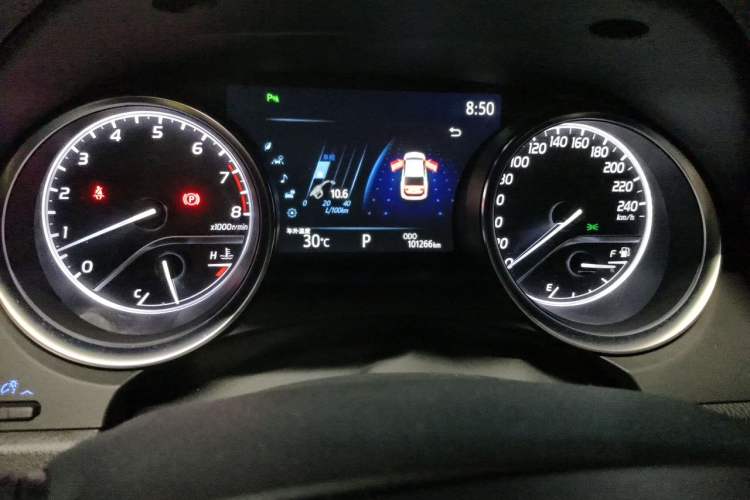 Used Toyota Camry 2019 2.5G Luxury Edition China VI Standard Instrument Cluster