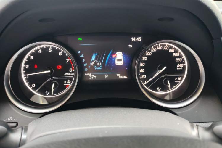 Used Toyota Camry 2019 Revised Version 2.0G Luxury Edition Instrument Cluster