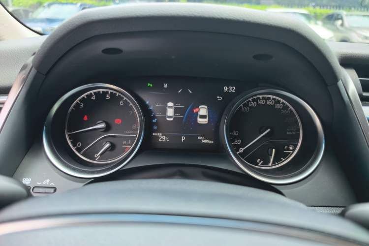 Used Toyota Camry 2019 2.5G Luxury Edition China VI Standard Instrument Cluster