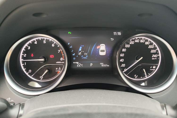 Used Toyota Camry 2019 2.0G Luxury Edition China VI Standard Instrument Cluster