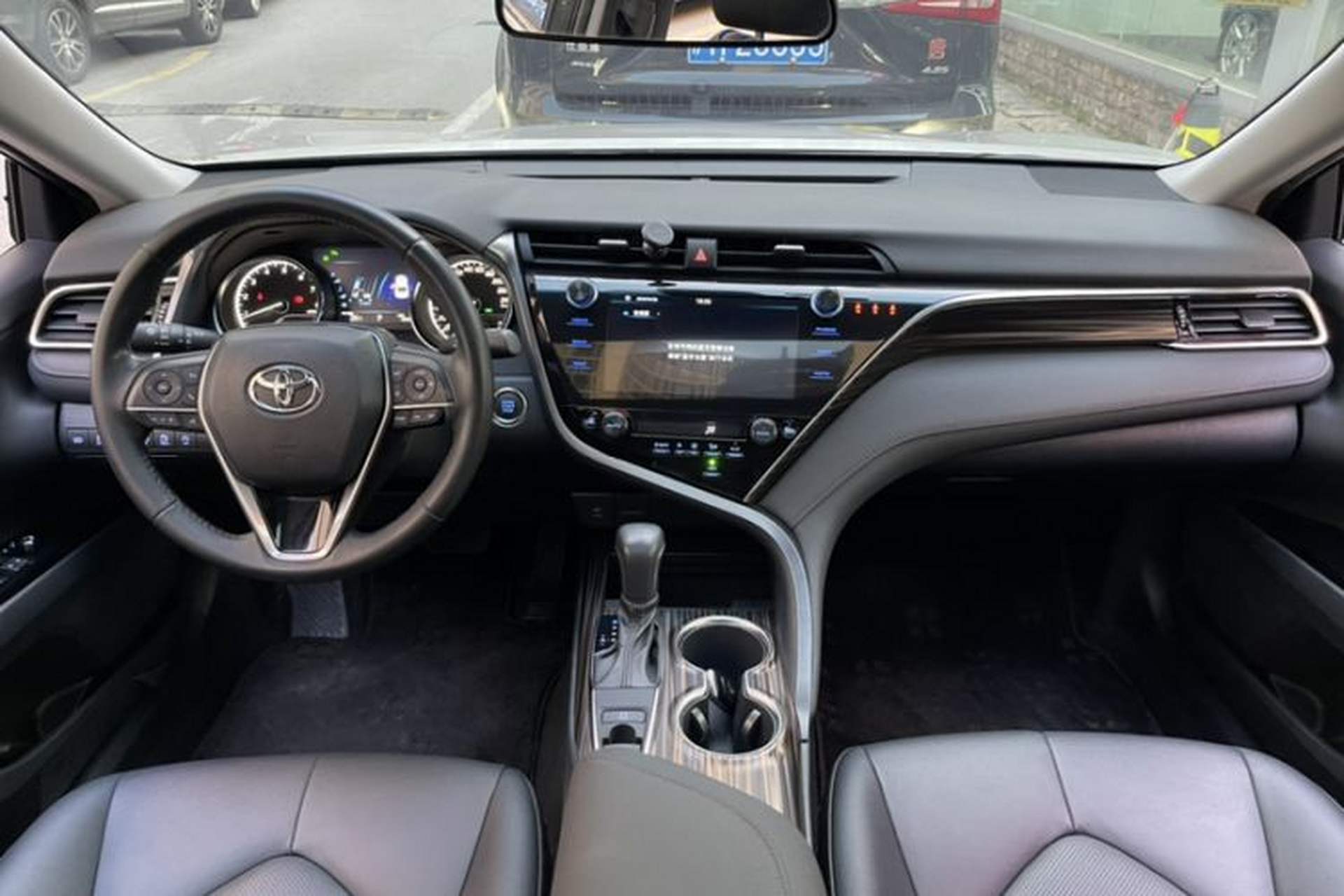Used Toyota Camry 2019 2.0G Luxury Edition China VI Standard Interior 1
