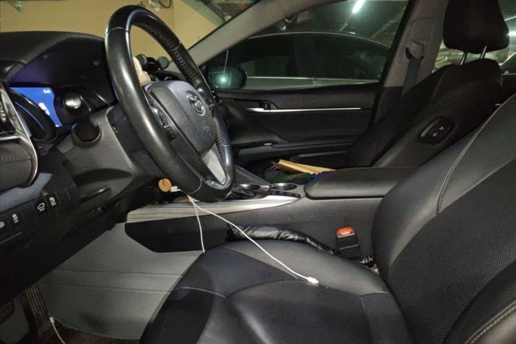 Used Toyota Camry 2019 Dual-Engine 2.5 HG Luxury Edition China VI Standard Interior 1