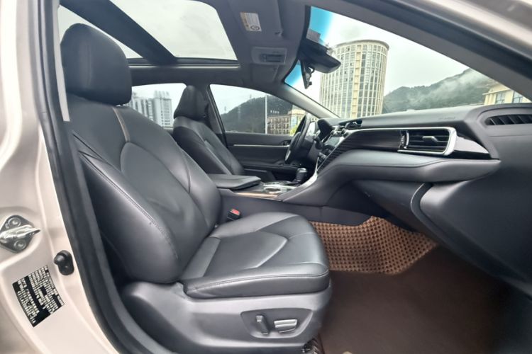 Used Toyota Camry 2019 2.5G Luxury Edition China VI Standard Interior 2