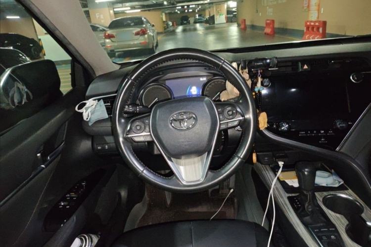 Used Toyota Camry 2019 Dual-Engine 2.5 HG Luxury Edition China VI Standard Interior 2