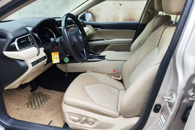 Used Toyota Camry 2019 2.5G Luxury Edition China VI Standard Interior 2