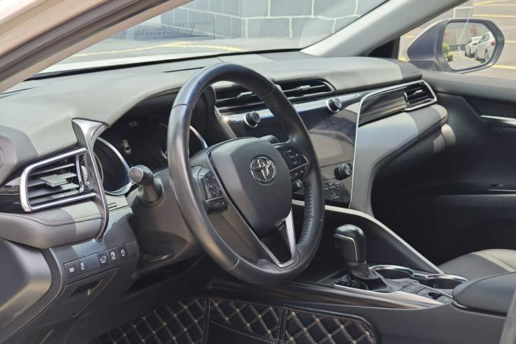 Used Toyota Camry 2019 Revised Version 2.5G Luxury Edition Interior 2