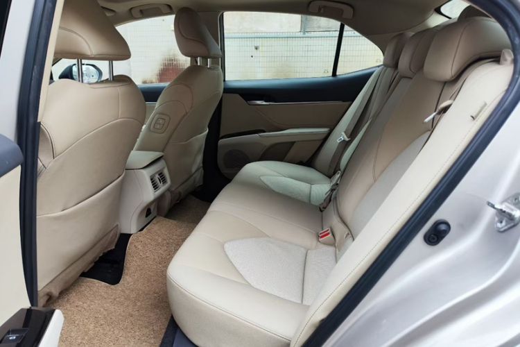 Used Toyota Camry 2019 2.5G Luxury Edition China VI Standard Interior 3