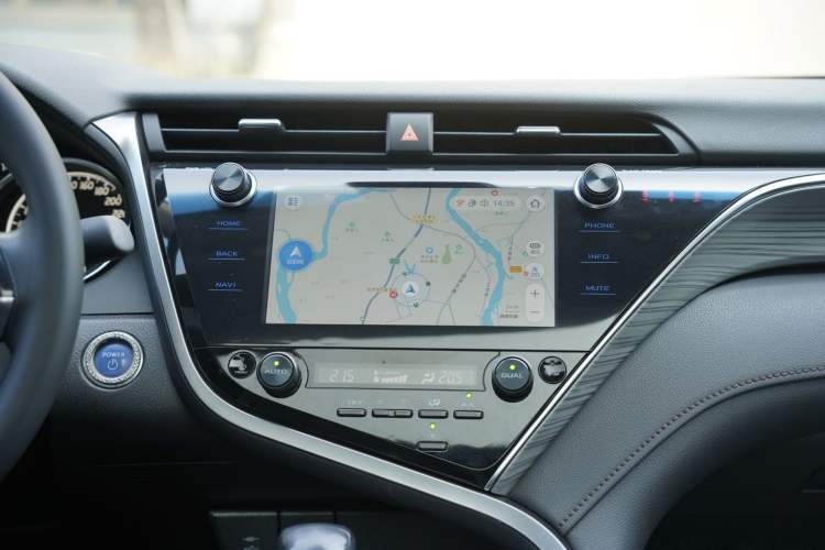 Used Toyota Camry 2019 Dual-Engine 2.5 HG Luxury Edition China V Standard Interior 3
