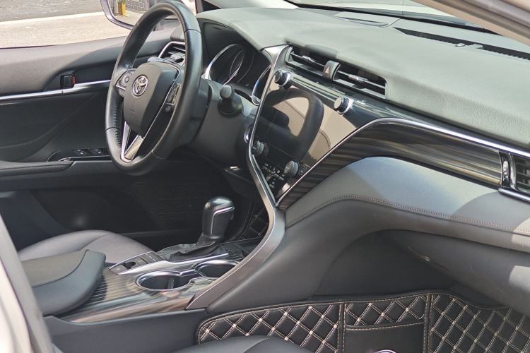 Used Toyota Camry 2019 Revised Version 2.5G Luxury Edition Interior 3