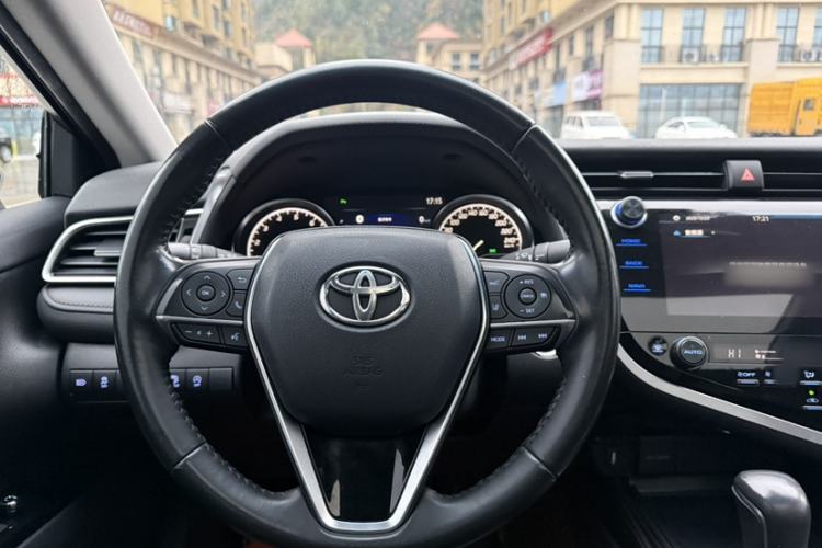 Used Toyota Camry 2019 2.5G Luxury Edition China VI Standard Interior 5