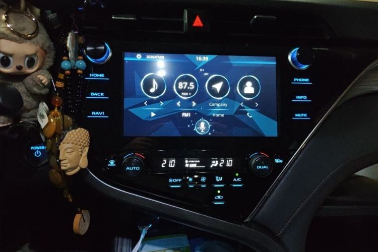 Used Toyota Camry 2019 Dual-Engine 2.5 HG Luxury Edition China VI Standard Interior 5