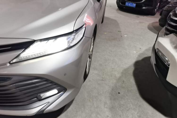 Used Toyota Camry 2019 2.5G Luxury Edition China VI Standard Left Front Headlight