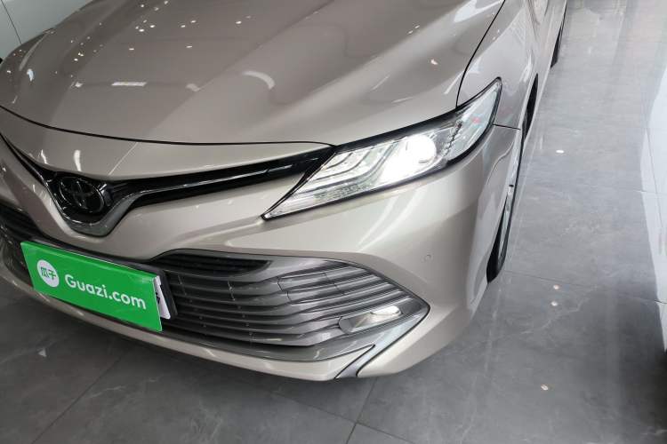 Used Toyota Camry 2019 2.0G Luxury Edition China VI Standard Left Front Headlight