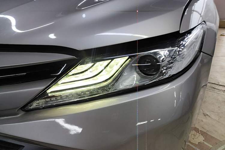 Used Toyota Camry 2019 2.0G Luxury Edition China VI Standard Left Front Headlight