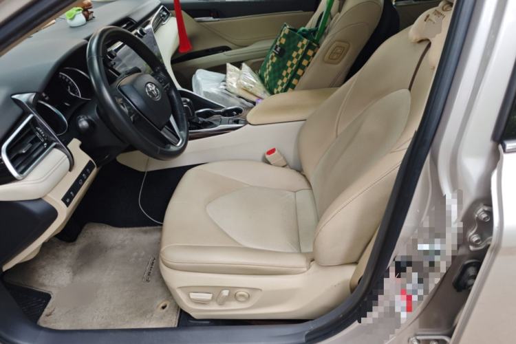 Used Toyota Camry 2019 Revised Version 2.0G Luxury Edition Left Front Seat