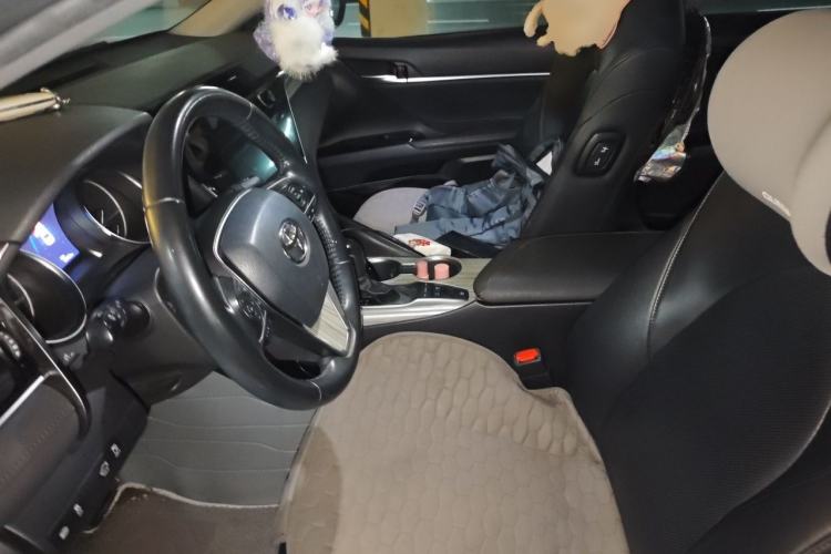 Used Toyota Camry 2019 Dual-Engine 2.5 HG Luxury Edition China V Standard Left Front Seat