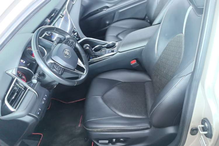 Used Toyota Camry 2019 2.5S FENGSHANG Version China VI Standard Left Front Seat
