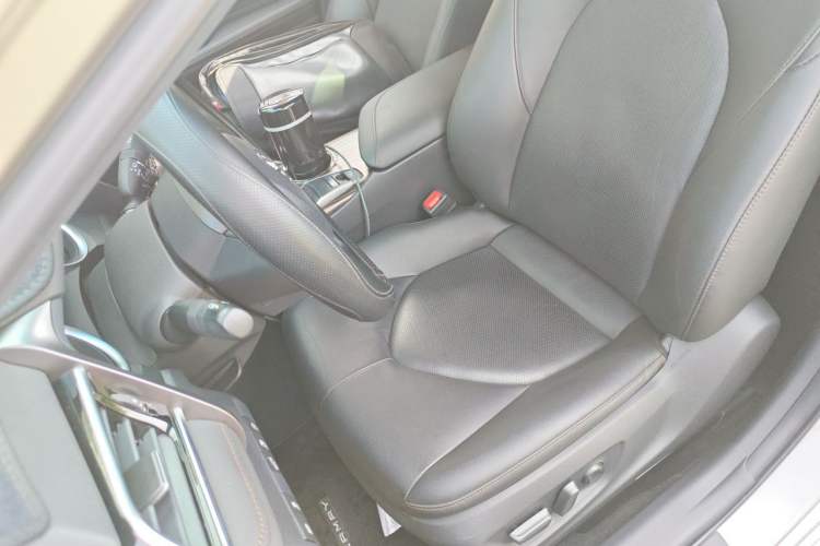 Used Toyota Camry 2019 2.0G Luxury Edition China V Standard Left Front Seat