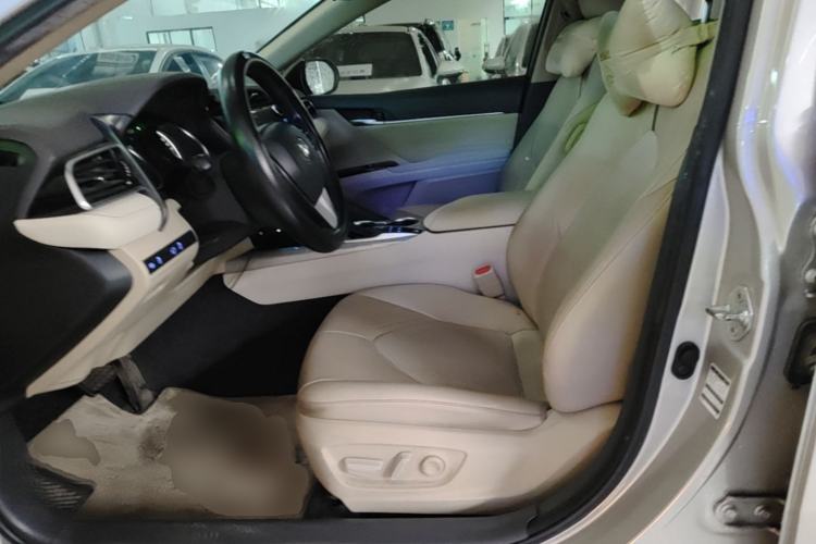 Used Toyota Camry 2019 Dual-Engine 2.5 HG Luxury Edition China VI Standard Left Front Seat