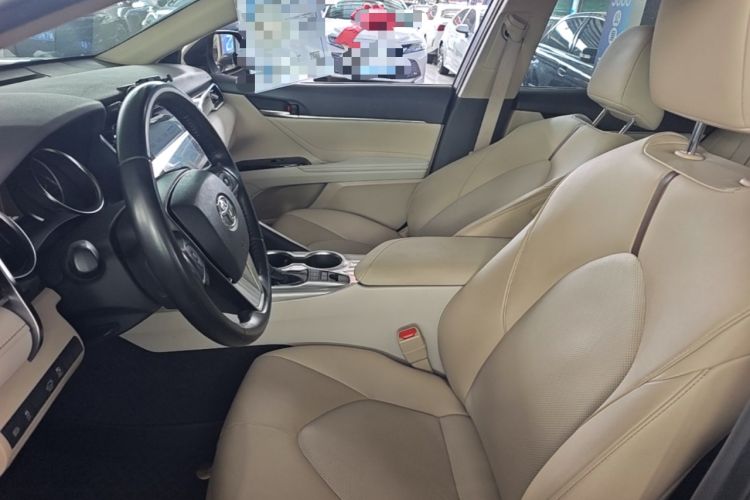 Used Toyota Camry 2019 Dual-Engine 2.5 HG Luxury Edition China VI Standard Left Front Seat