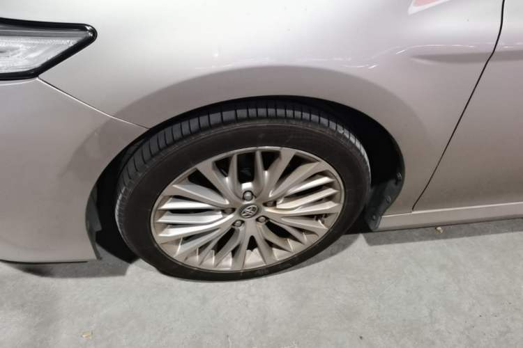 Used Toyota Camry 2019 2.5G Luxury Edition China VI Standard Left Front Wheel Hub