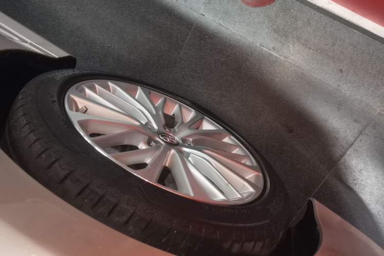 Used Toyota Camry 2019 2.5G Luxury Edition China VI Standard Left Front Wheel Hub