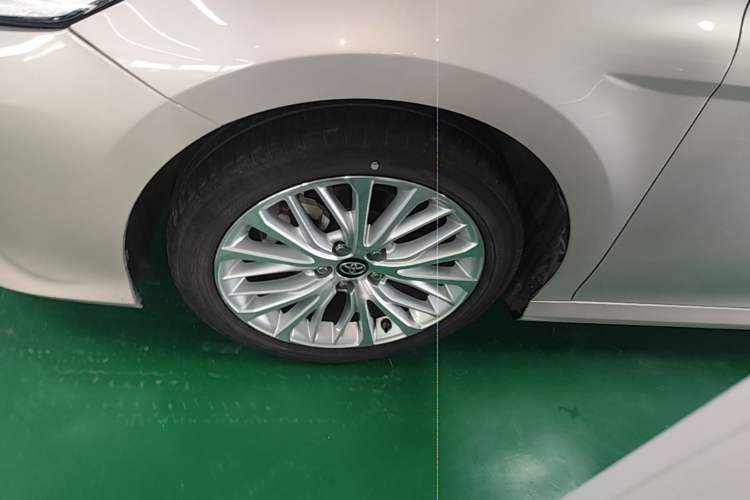 Used Toyota Camry 2019 2.5G Luxury Edition China VI Standard Left Front Wheel Hub