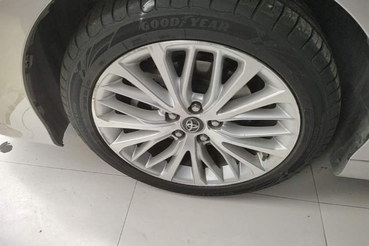 Used Toyota Camry 2019 2.5G Luxury Edition China VI Standard Left Front Wheel Hub