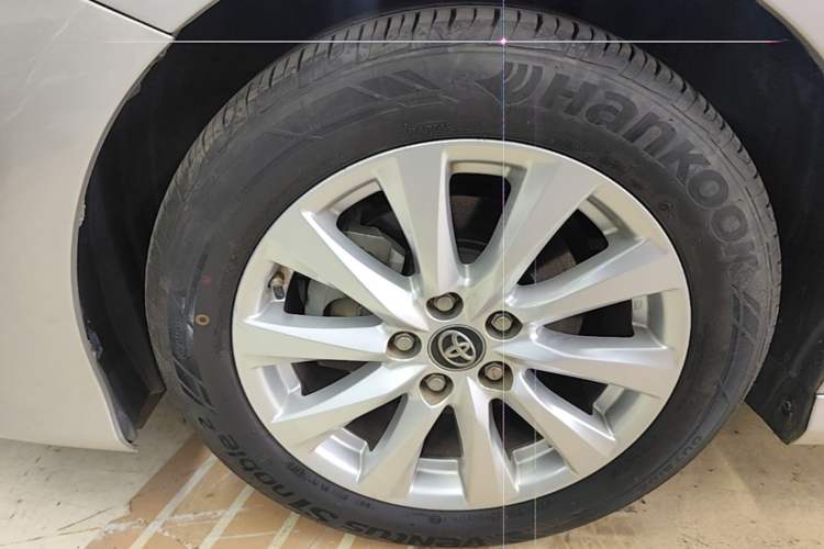 Used Toyota Camry 2019 2.0G Luxury Edition China VI Standard Left Front Wheel Hub