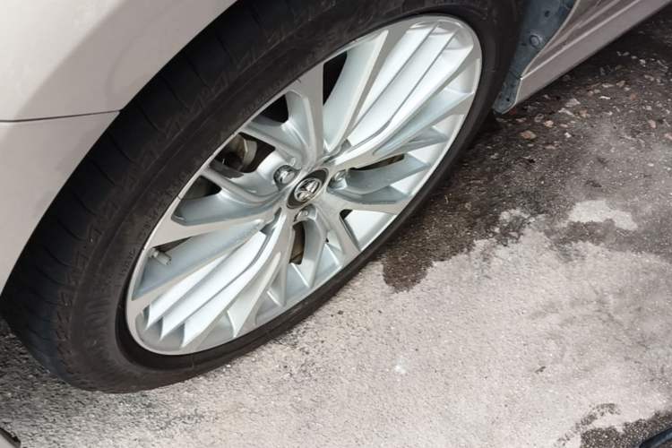 Used Toyota Camry 2019 Revised Version 2.5G Luxury Edition Left Front Wheel Hub