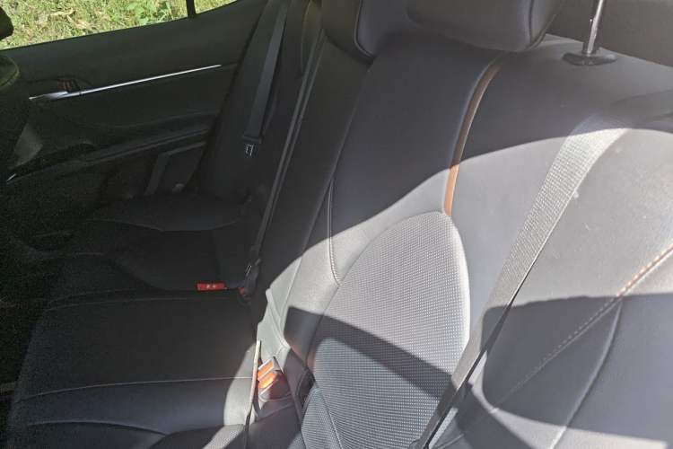 Used Toyota Camry 2019 2.5G Luxury Edition China VI Standard Left Rear Seat