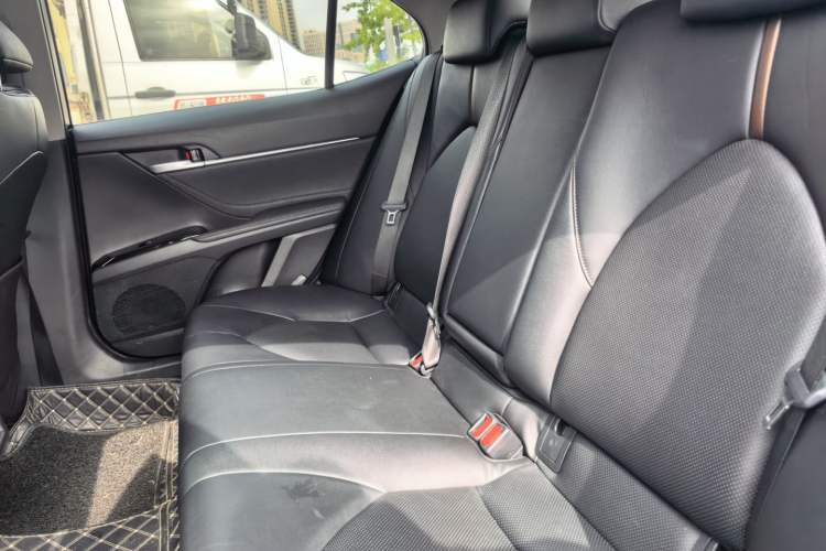 Used Toyota Camry 2019 2.0G Luxury Edition China VI Standard Left Rear Seat