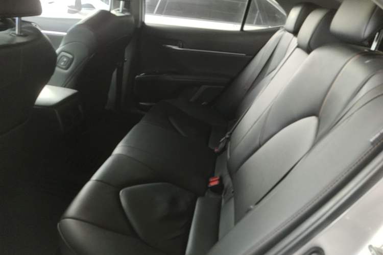 Used Toyota Camry 2019 2.5G Luxury Edition China VI Standard Left Rear Seat