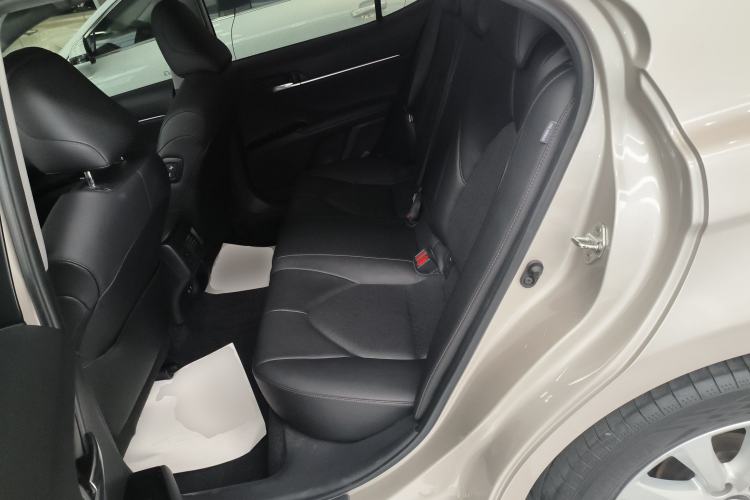 Used Toyota Camry 2019 2.0G Luxury Edition China VI Standard Left Rear Seat
