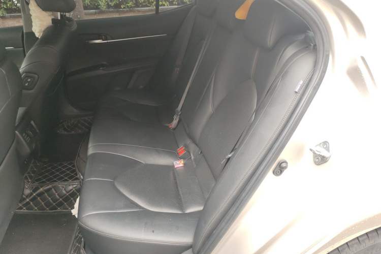Used Toyota Camry 2019 2.5G Luxury Edition China VI Standard Left Rear Seat