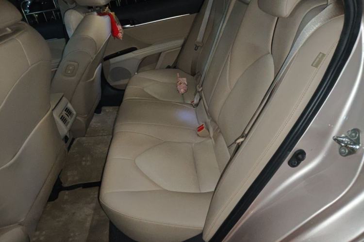 Used Toyota Camry 2019 2.0G Luxury Edition China VI Standard Left Rear Seat