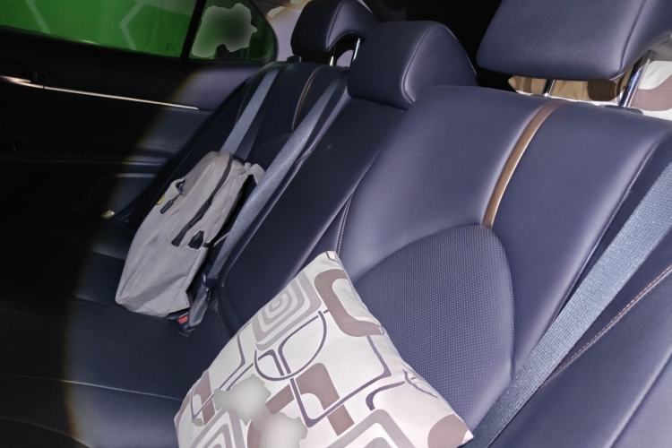 Used Toyota Camry 2019 2.5G Luxury Edition China V Standard Left Rear Seat