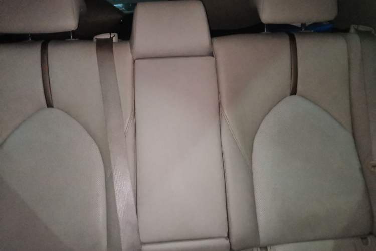 Used Toyota Camry 2019 2.0G Luxury Edition China VI Standard Left Rear Seat