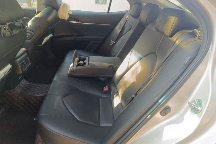Used Toyota Camry 2019 2.5G Luxury Edition China VI Standard Left Rear Seat