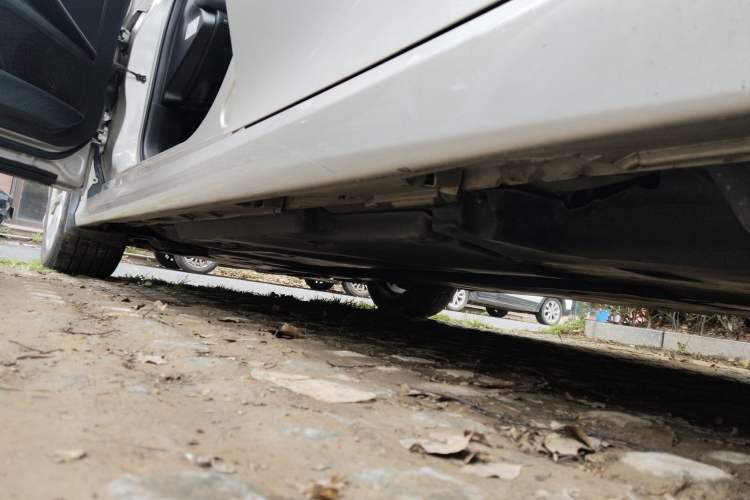 Used Toyota Camry 2019 2.0G Luxury Edition China VI Standard Left Side Sill