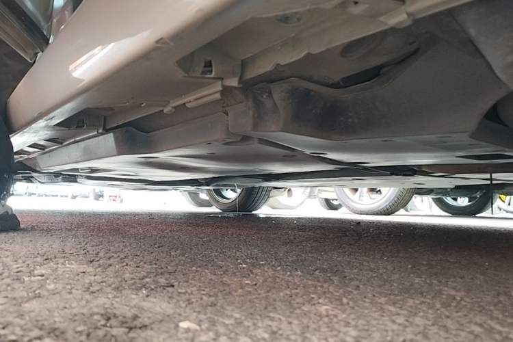 Used Toyota Camry 2019 Revised Version Dual-Engine 2.5 HG Luxury Edition Left Side Sill