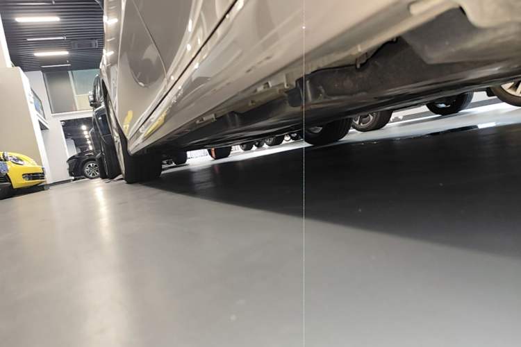 Used Toyota Camry 2019 2.5G Luxury Edition China VI Standard Left Side Sill