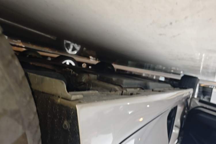 Used Toyota Camry 2019 Revised Version 2.0G Luxury Edition Left Side Sill