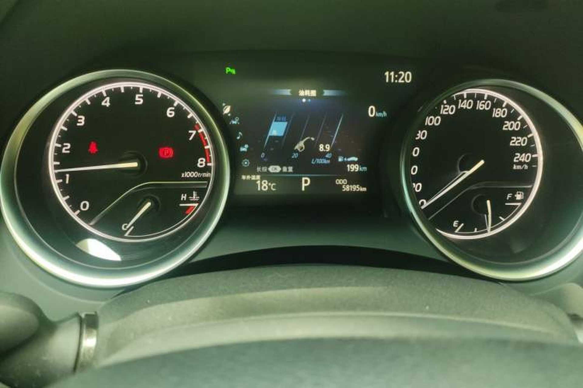 Used Toyota Camry 2019 Revised Version 2.0G Luxury Edition Odometer Close Up