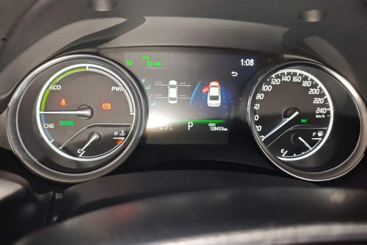 Used Toyota Camry 2019 Dual-Engine 2.5 HG Luxury Edition China V Standard Odometer Close Up